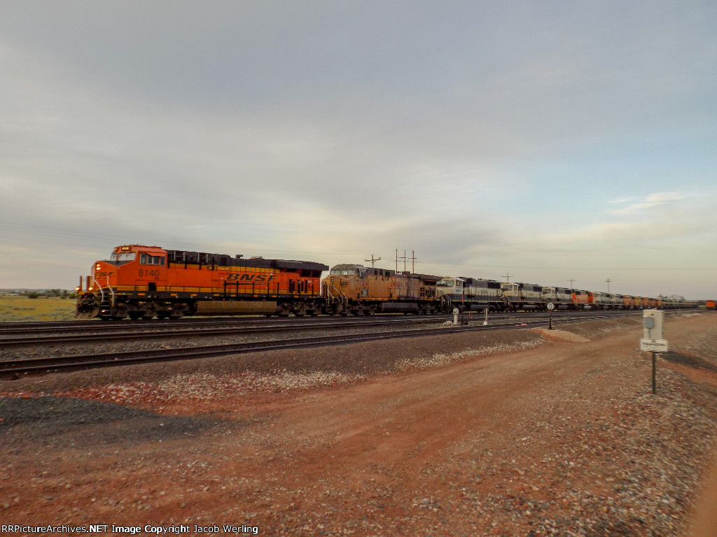 BNSF 8140